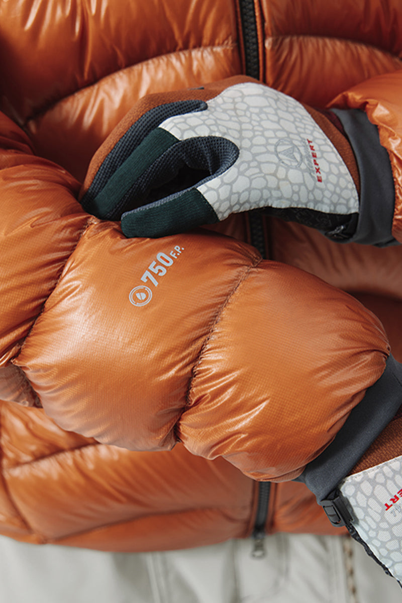 撥水軽量フード付きダウンジャケット25BLYR004