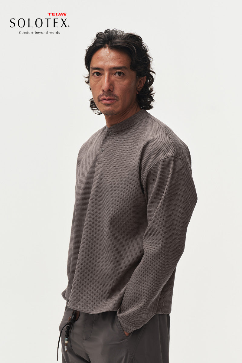 SOLOTEXヘンリーネックワッフル長袖TシャツNLBLCTX023