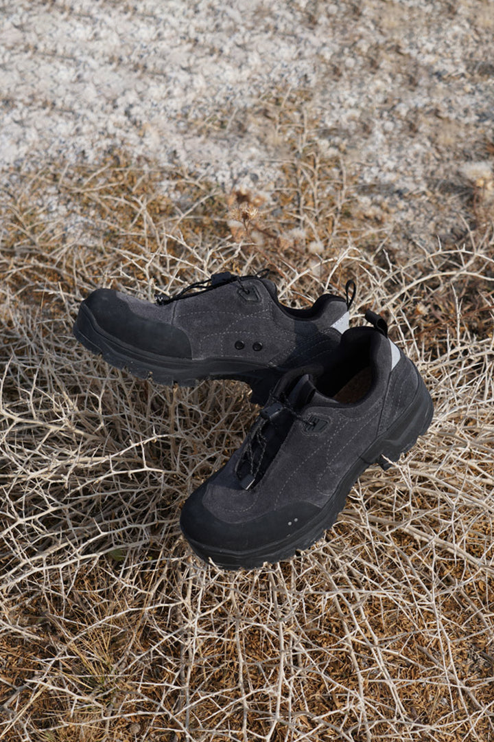 Vibramトレッキング用滑り止めワークブーツNLBLTBX001
