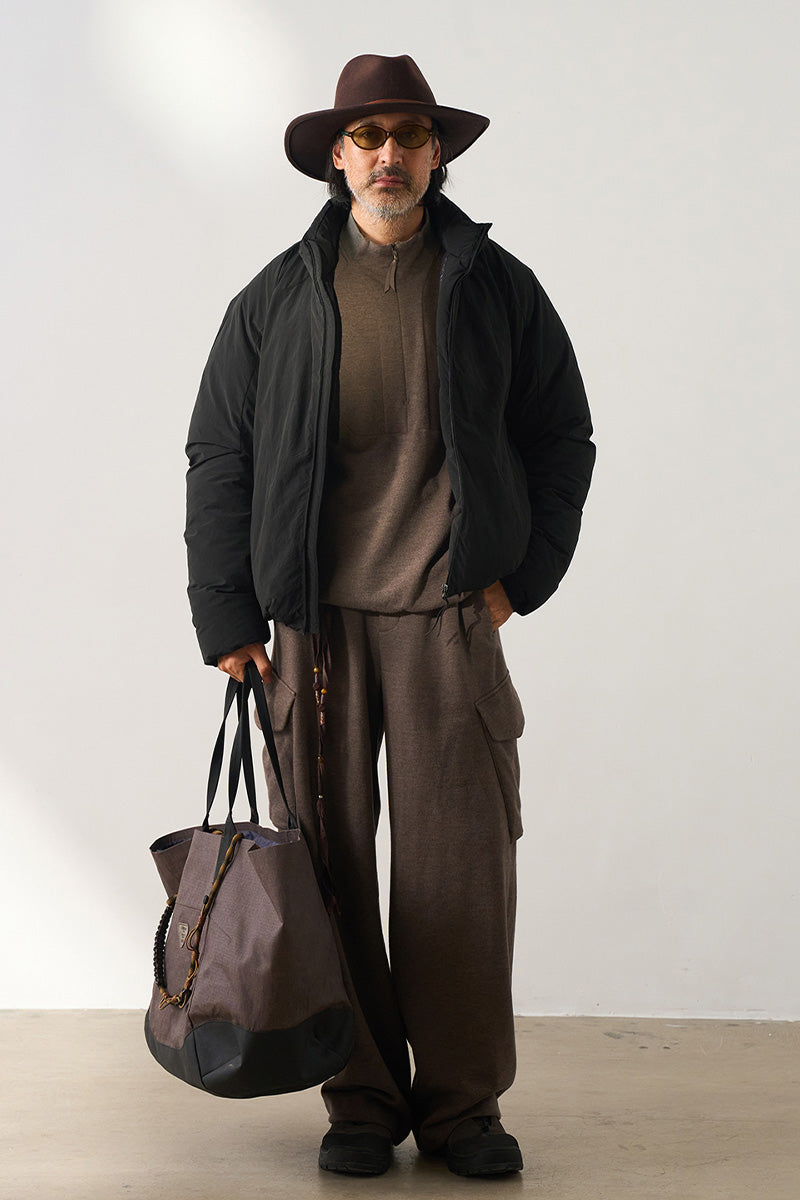 ショートスタンドカラーダウンジャケット25BLYR009