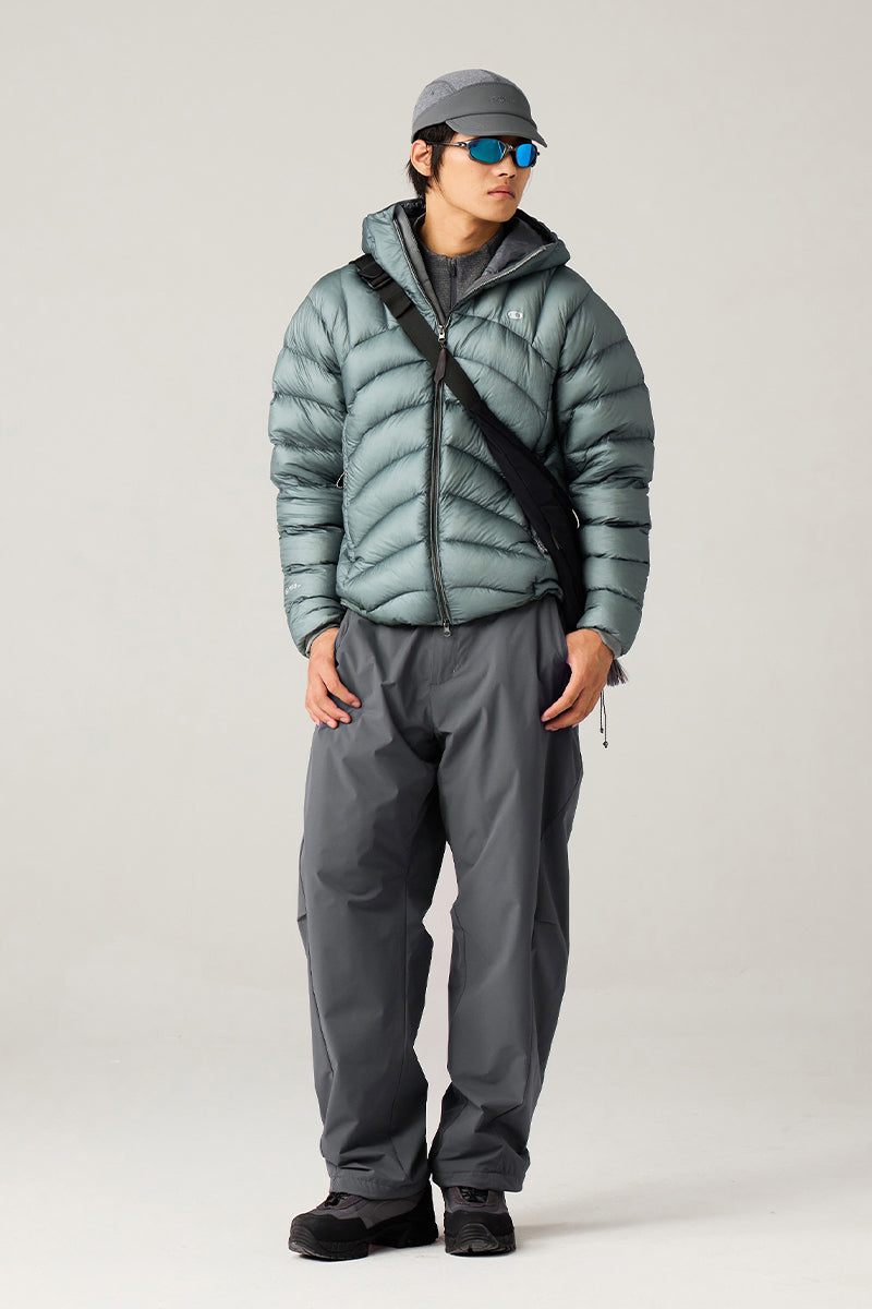 フード付き軽量ダウンジャケット25BLYR005