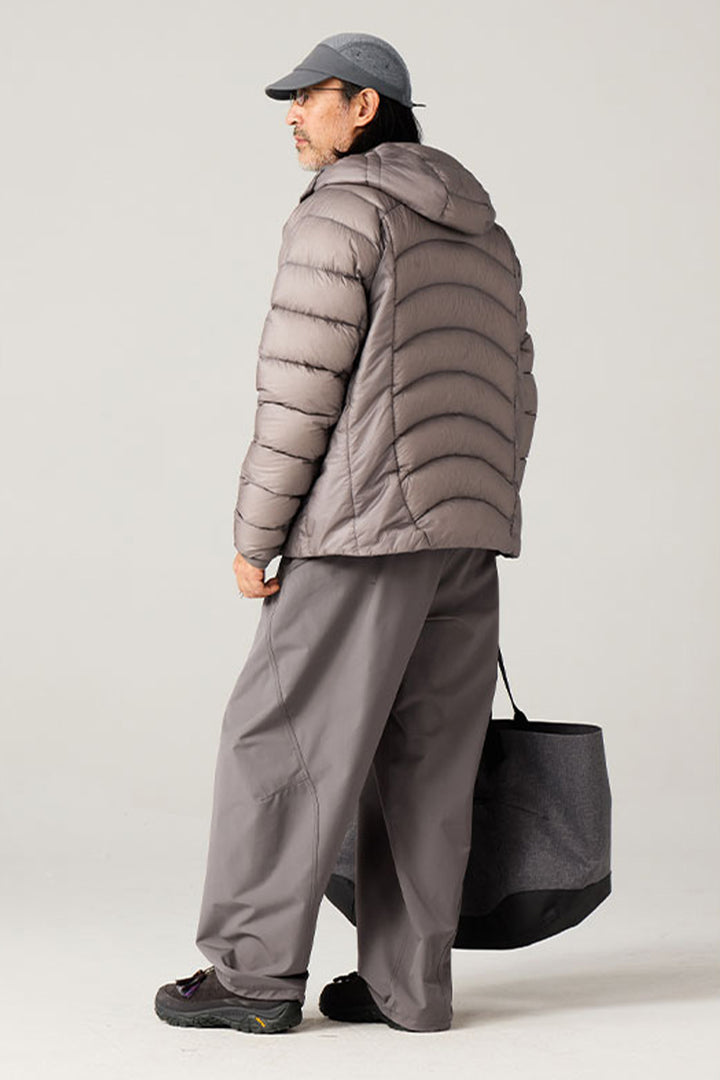 フード付き軽量ダウンジャケット25BLYR005