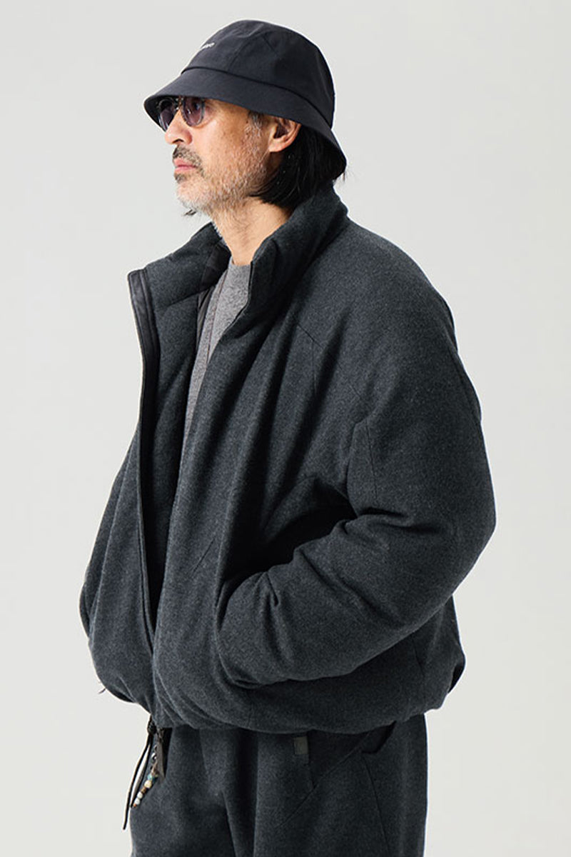 ウールスタンドカラーダウンジャケット25BLYR008