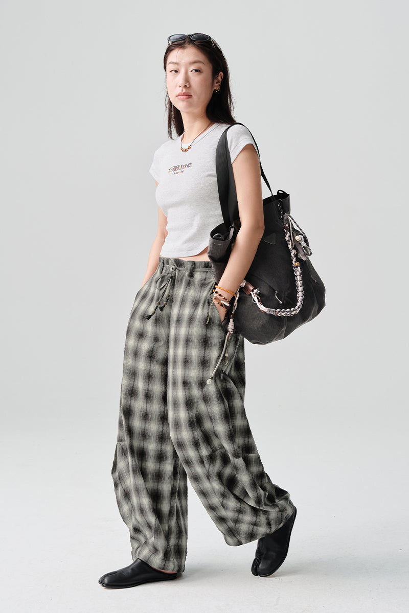 カラフル刺繍ロゴ半袖TシャツウィメンズNLBLDTX008