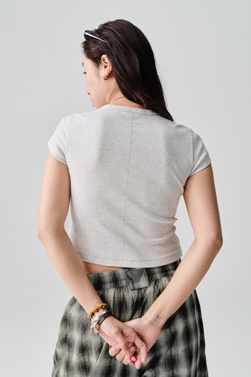 カラフル刺繍ロゴ半袖TシャツウィメンズNLBLDTX008